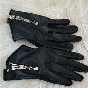 Black Vegan Leather Zipper Gloves